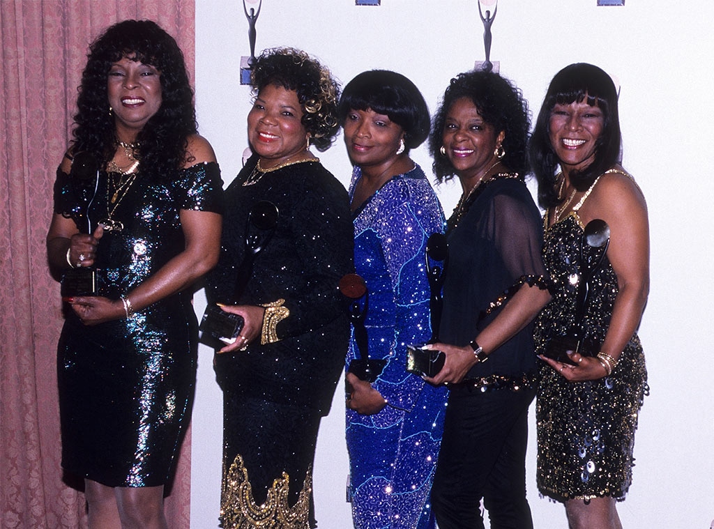 martha-reeves-and-the-vandellas-award-rock=-and-roll